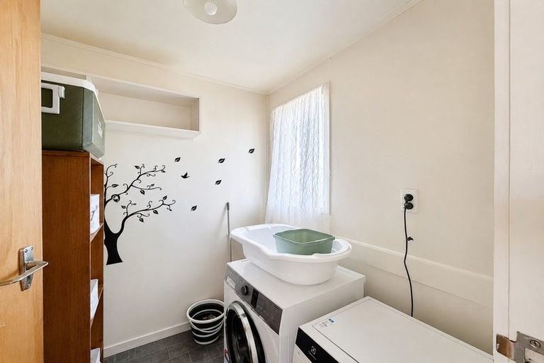 Photo of property in 12a Mcentee Street, Papakura, 2110