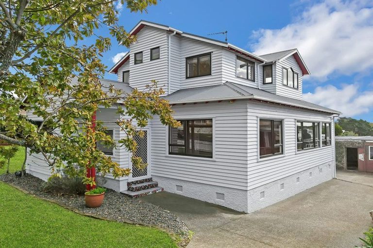 Photo of property in 22 Empire Road, Devonport, Auckland, 0624