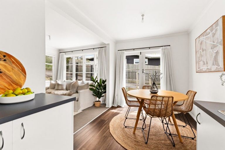 Photo of property in 15 Keirunga Road, Havelock North, 4130