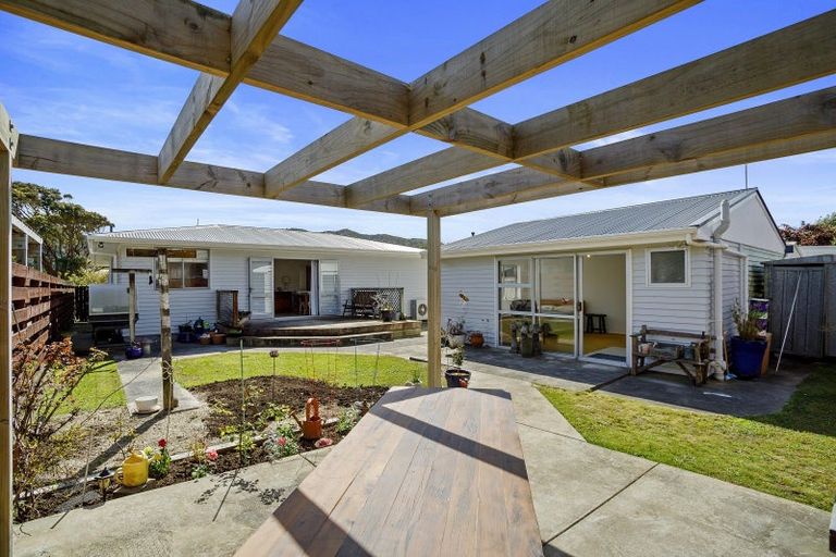 Photo of property in 22 Berkeley Road, Wainuiomata, Lower Hutt, 5014