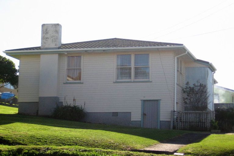 Photo of property in 14 Arero Place, Titahi Bay, Porirua, 5022