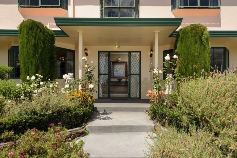 Photo of property in 1 Saunders Place, Te Puke, 3119