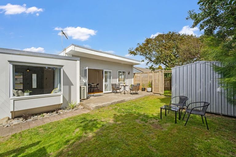 Photo of property in 1 Te Kupe Road, Paraparaumu Beach, Paraparaumu, 5032