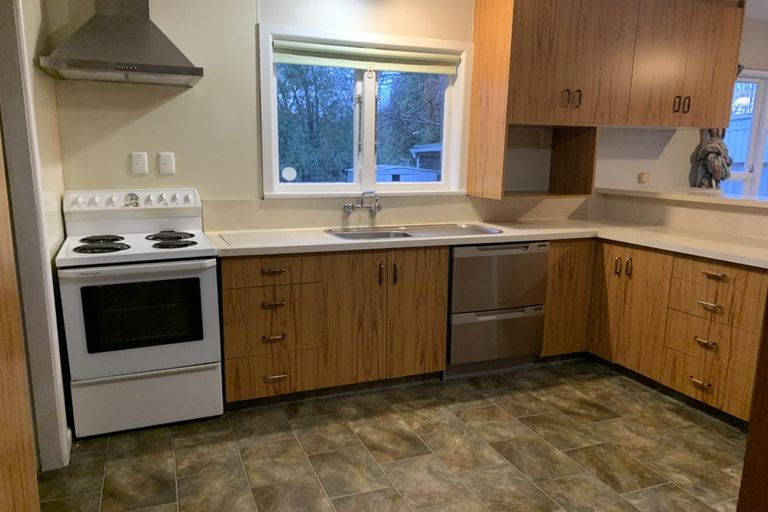 Photo of property in 71 Brookside Terrace, Bryndwr, Christchurch, 8053