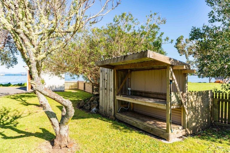 Photo of property in 6 Cornfoot Avenue, Whangarei Heads, Whangarei, 0174