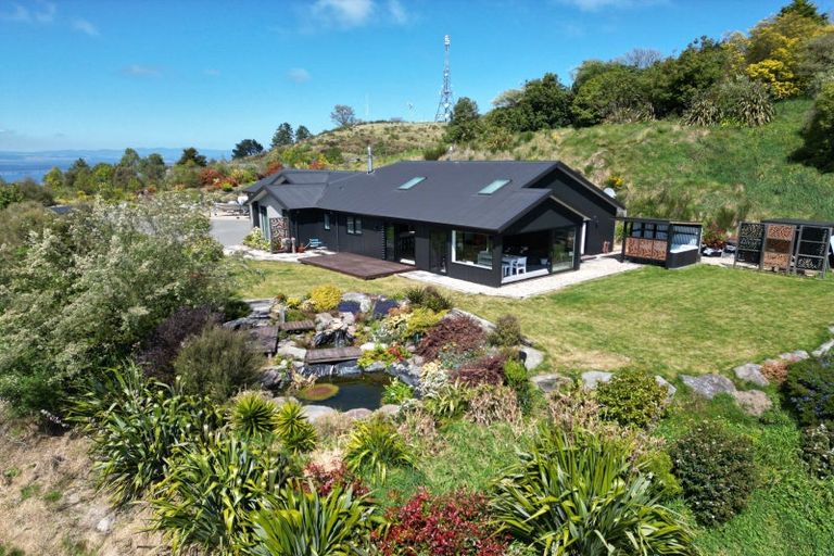 Photo of property in 130 Highland Drive, Acacia Bay, Taupo, 3385