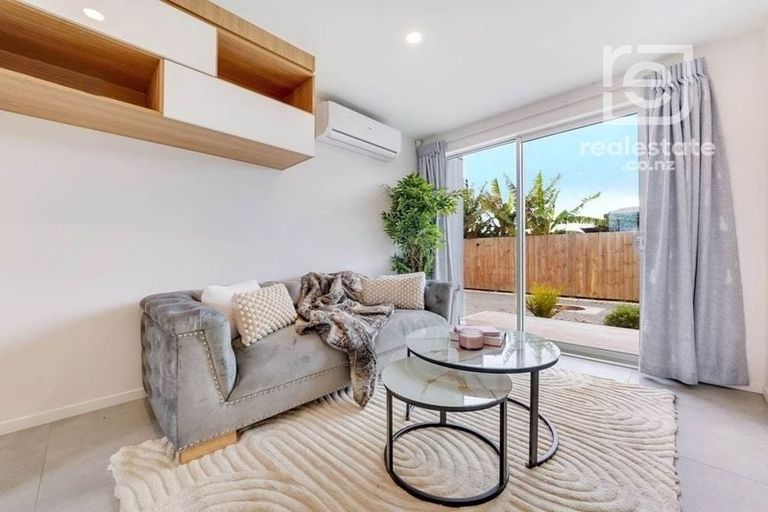 Photo of property in 34d James Street, Mangere East, Auckland, 2024