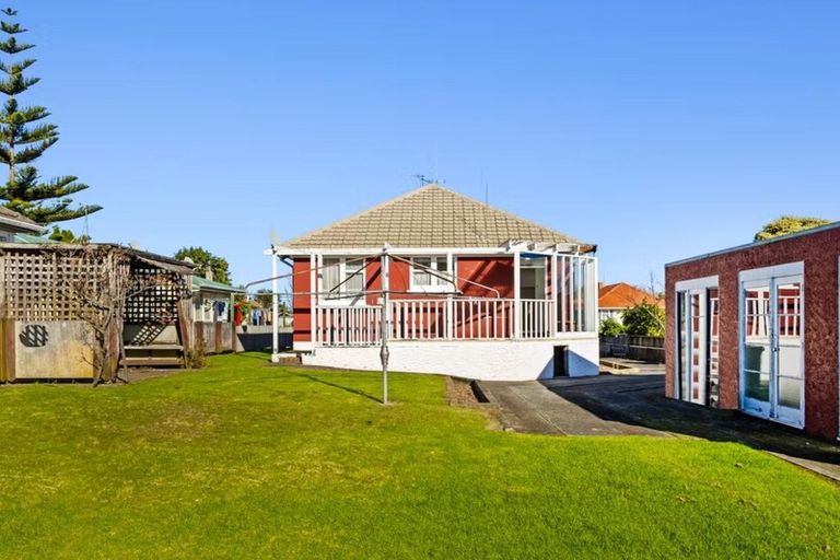 Photo of property in 9 Twentyfirst Avenue, Gate Pa, Tauranga, 3112