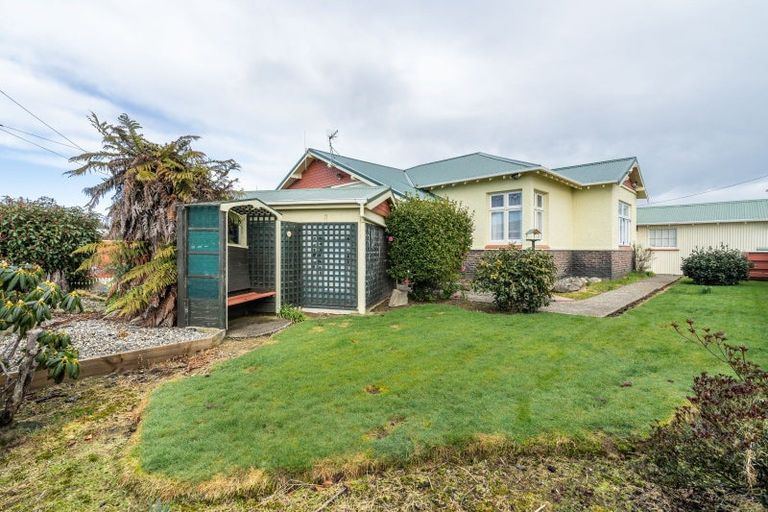 Photo of property in 71 Heywood Street, Grasmere, Invercargill, 9810