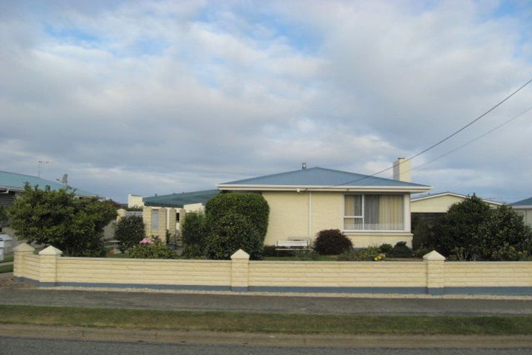 Photo of property in 5 Kenilworth Road, Oamaru North, Oamaru, 9400