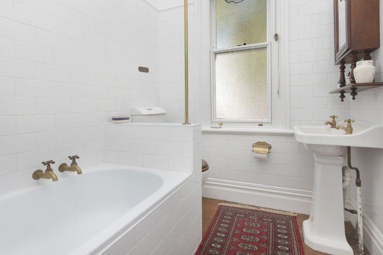 Photo of property in 86 Colombo Street, Beckenham, Christchurch, 8023