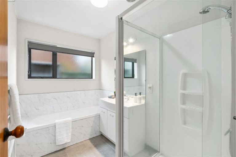 Photo of property in 1/251 Memorial Avenue, Burnside, Christchurch, 8053