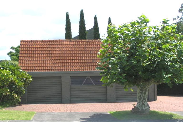 Photo of property in 2/8 Rewiti Avenue, Takapuna, Auckland, 0622