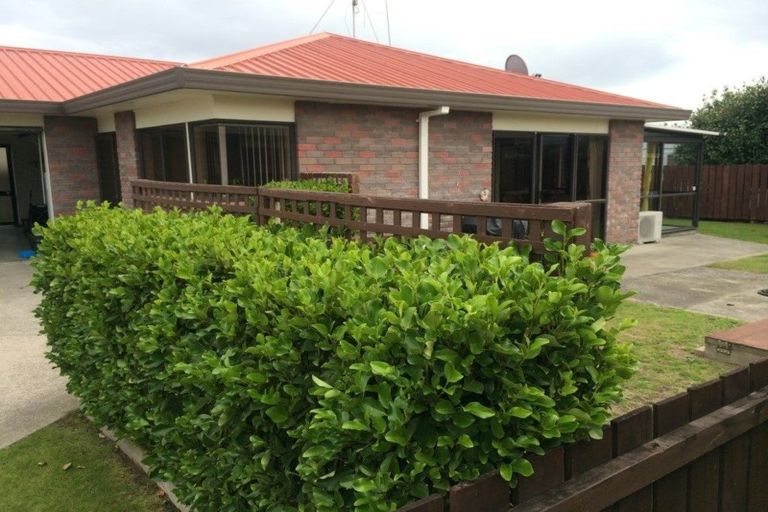 Photo of property in 11 Crisp Drive, Papamoa Beach, Papamoa, 3118