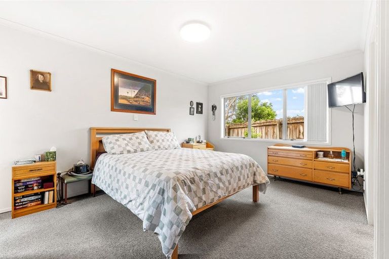 Photo of property in 32 Driftwood Drive, Red Beach, 0932