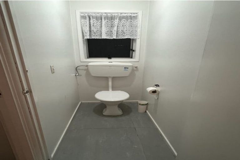 Photo of property in 26 Reelick Avenue, Pakuranga Heights, Auckland, 2010