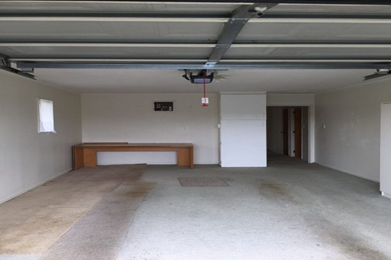 Photo of property in 1/222 Centreway Road, Orewa, 0931