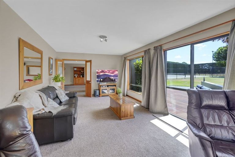 Photo of property in 386 Curraghs Road, West Melton, Christchurch, 7676