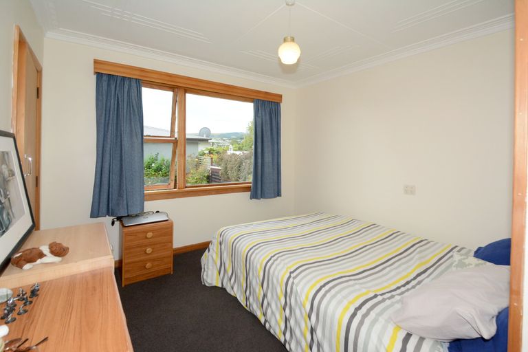 Photo of property in 93 Elwyn Crescent, Green Island, Dunedin, 9018