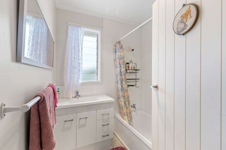 Photo of property in 11 Mcglashen Street, Motueka, 7120