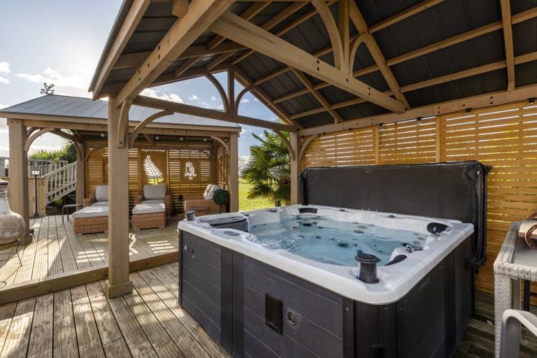 Photo of property in 1341 State Highway 2, Pongakawa, 3189