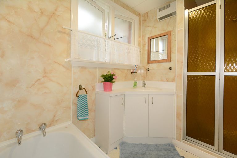 Photo of property in 93 Elwyn Crescent, Green Island, Dunedin, 9018