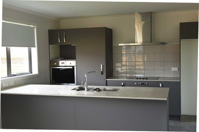 Photo of property in 1 Antrim Glade, Welcome Bay, Tauranga, 3175