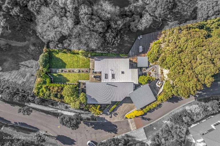 Photo of property in 17 Scoresby Grove, Whitby, Porirua, 5024