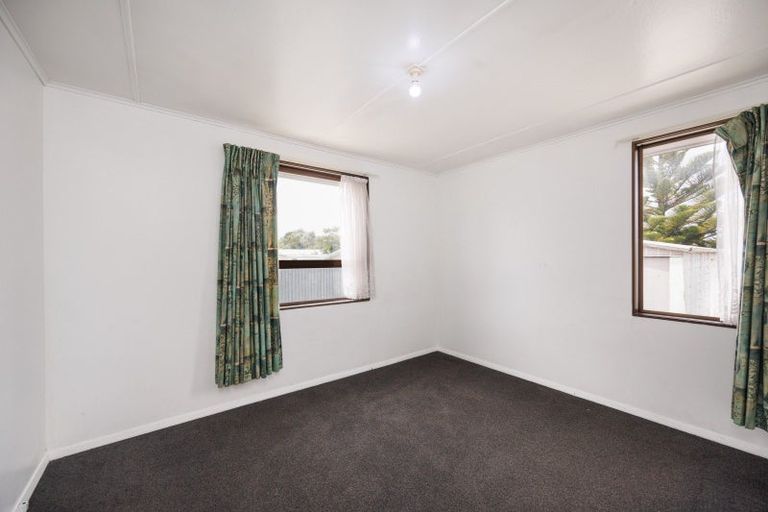 Photo of property in 103 Clyde Crescent, Roslyn, Palmerston North, 4414