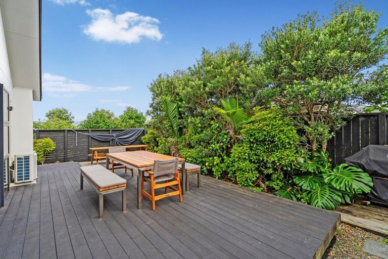 Photo of property in 128 Kupe Drive, Whitianga, 3510