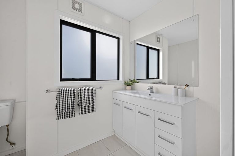 Photo of property in 30 Coles Place, St Albans, Christchurch, 8014