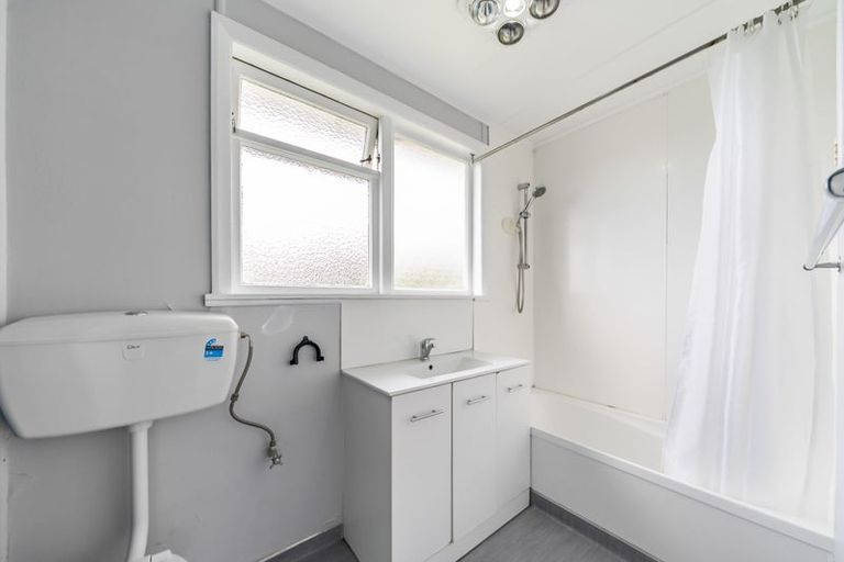 Photo of property in 40 Bell Street, Tawa, Wellington, 5028