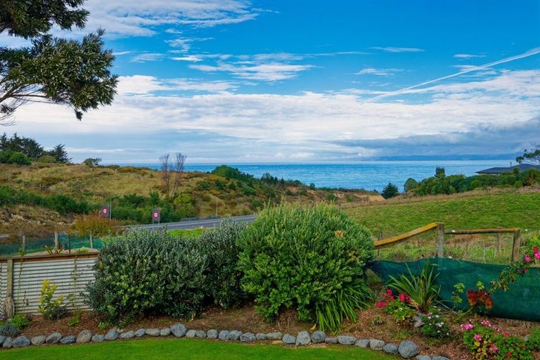 Photo of property in 92 Churchill Street, Kaikoura, 7300