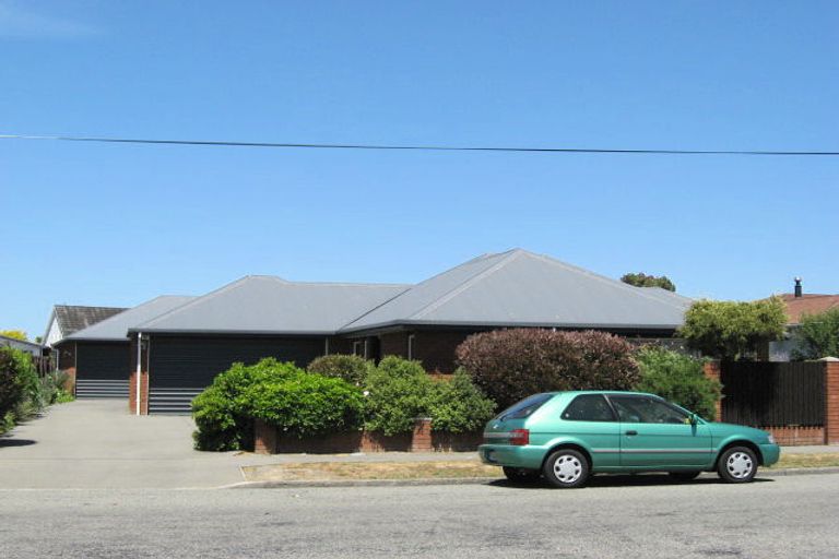 Photo of property in 11a Bentley Street, Russley, Christchurch, 8042