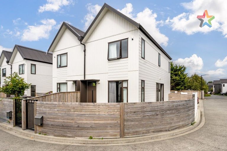 Photo of property in 26 Ron Deal Way, Epuni, Lower Hutt, 5011