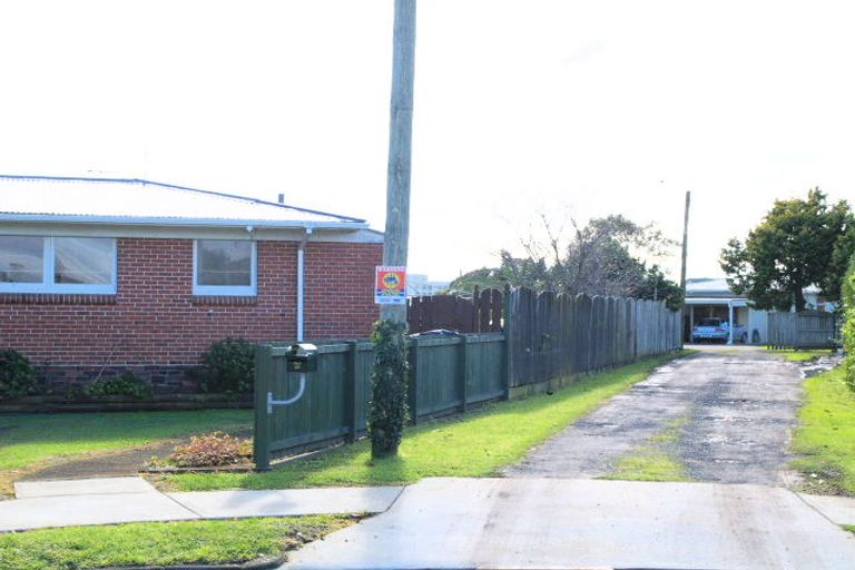 Photo of property in 19 Picton Street, Papatoetoe, Auckland, 2024
