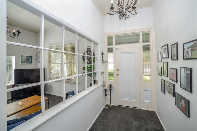 Photo of property in 25 Brown Terrace, Foxton Beach, Foxton, 4815