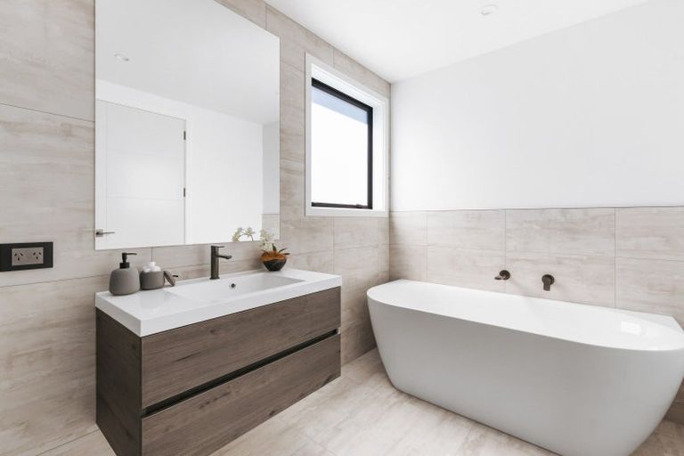 Photo of property in 8a Freyberg Street, Otumoetai, Tauranga, 3110