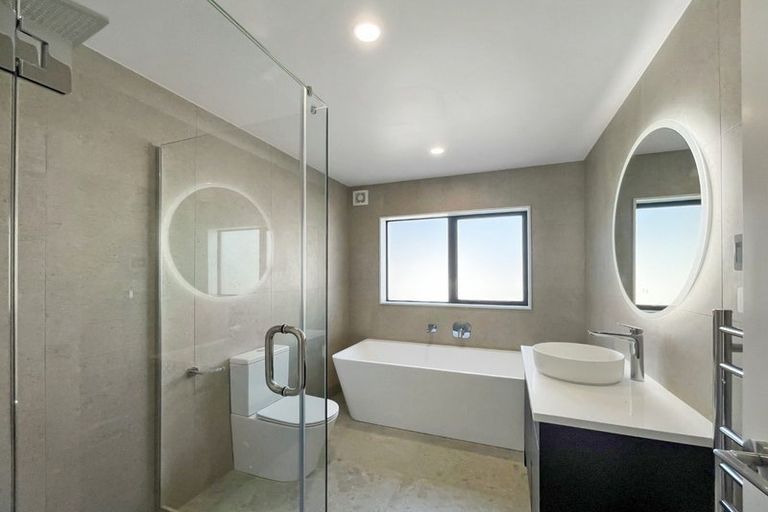 Photo of property in 20c Longshore Drive, Long Bay, Auckland, 0630