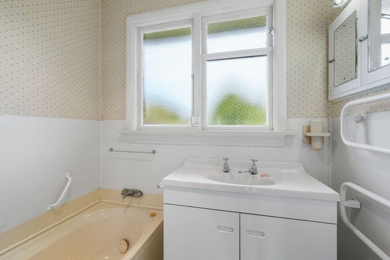 Photo of property in 11 Kennedy Road, Fairfield, Dunedin, 9018