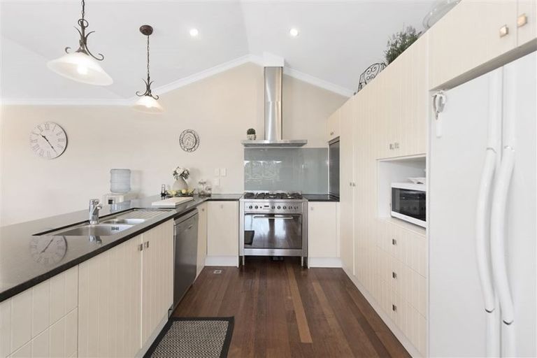 Photo of property in 48 Coleraine Drive, Rototuna, Hamilton, 3210