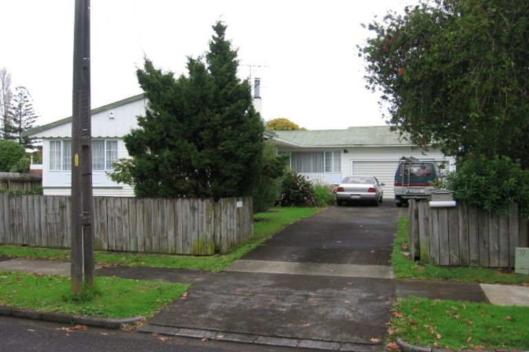 Photo of property in 28 Pandora Place, Pakuranga, Auckland, 2010