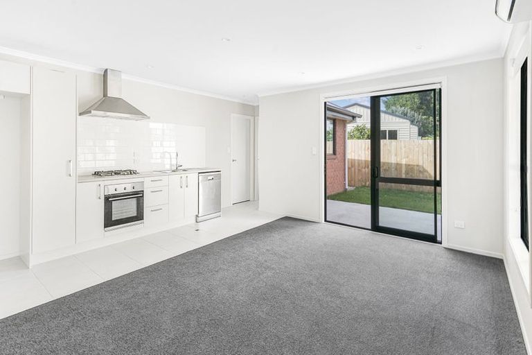 Photo of property in 1/11 Matthews Crescent, Melville, Hamilton, 3206