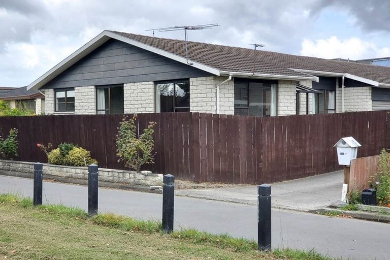 Photo of property in 1/19 Wakelin Place, Redwood, Christchurch, 8051