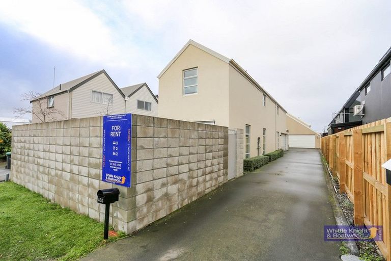 Photo of property in 484 Barbadoes Street, Edgeware, Christchurch, 8013