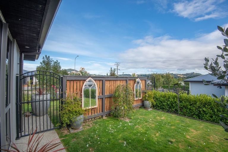 Photo of property in 3 Trudi Place, Green Island, Dunedin, 9018