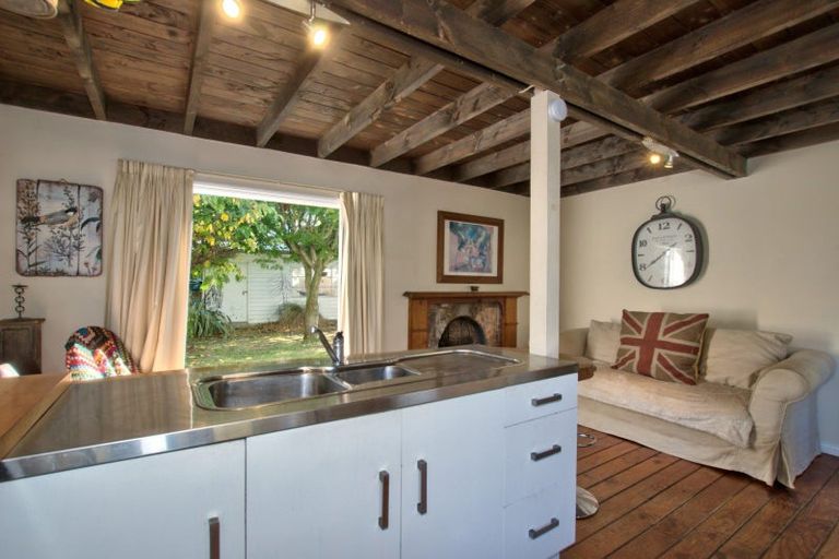 Photo of property in 24 Cornwall Street, Kingston, Athol, 9793