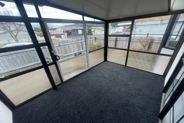 Photo of property in 1/3 Islington Street, Trentham, Upper Hutt, 5018