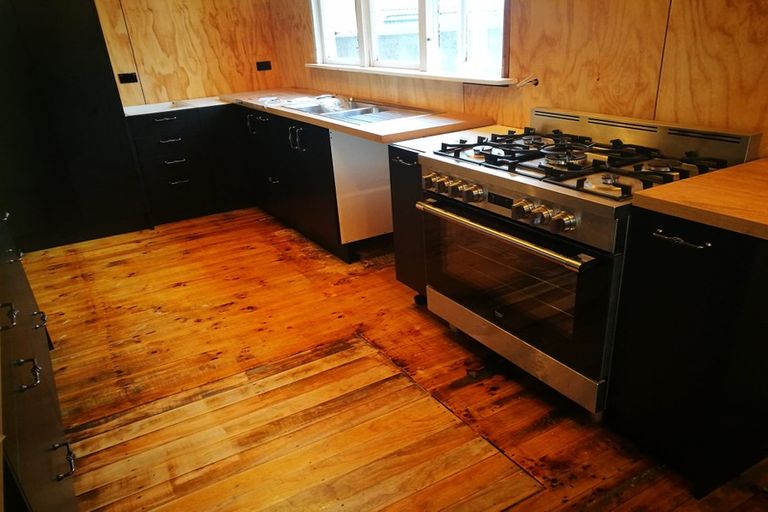 Photo of property in 6 Allan Street, Otatara, Invercargill, 9879