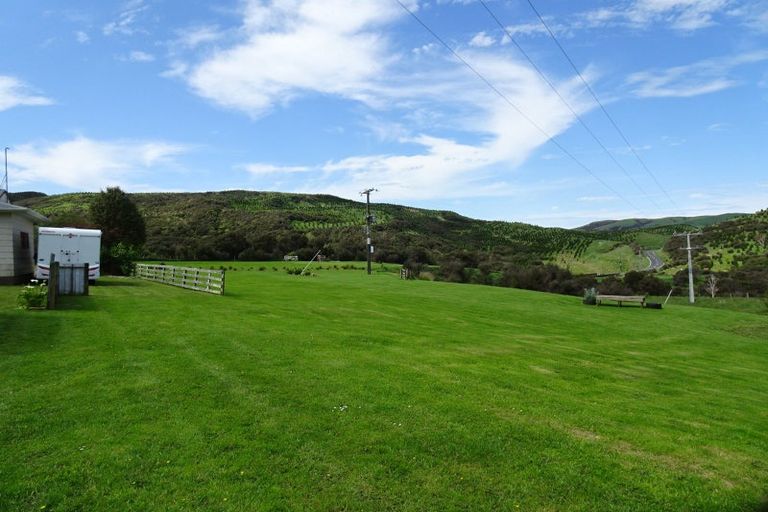 Photo of property in 3884 Pahiatua Pongaroa Road, Pongaroa, Pahiatua, 4989